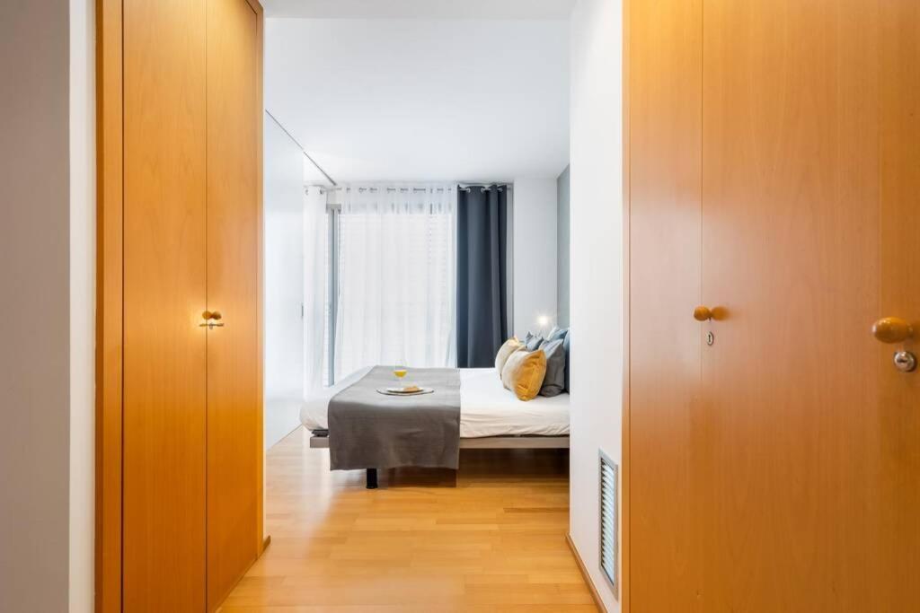 Lodging Apartments Monumumental Free Parking 바르셀로나 외부 사진